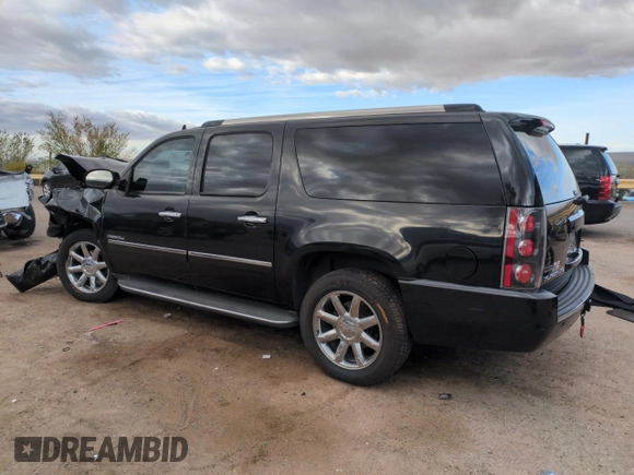 2011 GMC Yukon XL Denali z VIN 1GKS2MEF7BR367696, wystawiony jako Copart lot #51242205 z przebiegiem 172 519 mil mil oraz Szkody całkowita. Historia ofert i sprzedaży dostępna na DreamBid. Obrazek 2.