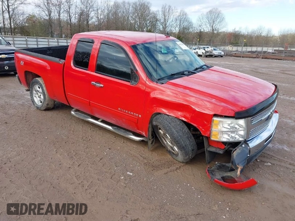 2009 Chevrolet Silverado 1500 LT with VIN 1GCEK29J09Z228449, listed as a IAAI auction lot 41823083 with 145,109 mi miles. Bid and sale history available at carsss.com. Image 1.