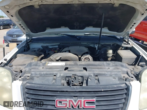 2007 GMC Yukon XL SLT with VIN 1GKFC16017J218410, listed as a IAAI auction lot 41981881 with 209,721 mi miles. Bid and sale history available at carsss.com. Image 10.