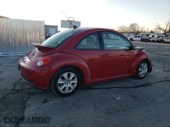2009 Volkswagen New Beetle Coupe S with VIN 3VWPW31C19M504894, listed as a Copart auction lot 88869905 with 127,461 mi miles and Salvage Title. Bid and sale history available at carsss.com. Image 3.