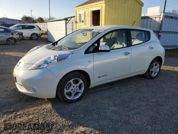 2011 Nissan LEAF SL with VIN JN1AZ0CP3BT004857, listed as a Copart auction lot 45023395 with 68,637 mi miles and Clean Title. Bid and sale history available at carsss.com. Image 1.