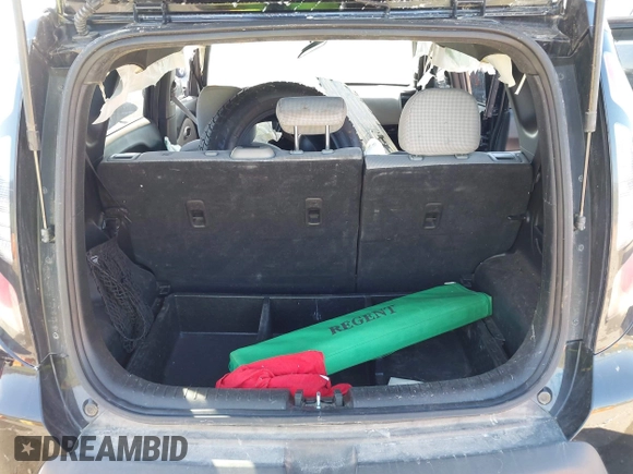 2014 Kia Soul with VIN KNDJN2A22E7004566, listed as a IAAI auction lot 41837857 with 127,809 mi miles. Bid and sale history available at carsss.com. Image 12.