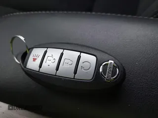 2018 Nissan Murano S with VIN 5N1AZ2MH1JN172964, listed as a IAAI auction lot 41143770 with 99,837 mi miles and . Bid and sale history available at carsss.com. Image 11.