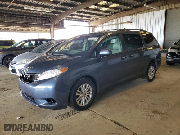 2013 Toyota Sienna XLE AAS with VIN 5TDYK3DC1DS360951, listed as a Copart auction lot 49321175 with 95,575 mi miles and Salvage Title. Bid and sale history available at carsss.com. Image 1.