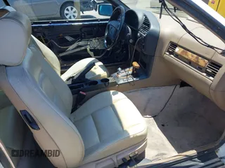 1995 BMW 3 Series 325i with VIN WBABJ6320SJD38064, listed as a IAAI auction lot 42671067 with 115,590 mi miles and . Bid and sale history available at DreamBid. Image 5.