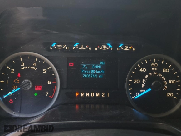 2017 Ford F-150 XL with VIN 1FTEX1CF1HKC36681, listed as a Copart auction lot 63868825 with 203,574 mi miles and Clean title. Bid and sale history available at DreamBid. Image 9.