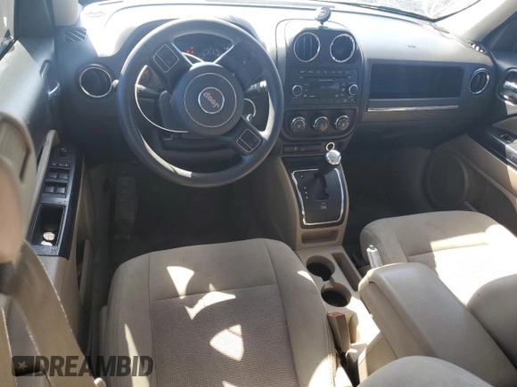 2014 Jeep Patriot Altitude with VIN 1C4NJPBA2ED851122, listed as a Copart auction lot 52588795 with 160,258 mi miles and Salvage Title. Bid and sale history available at DreamBid. Image 8.