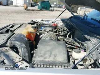 2016 Ford F-150 XLT z VIN 1FTFX1EF0GFC31917, wystawiony jako IAAI lot #43430217 z przebiegiem 210 731 mil mil oraz . Historia ofert i sprzedaży dostępna na DreamBid. Obrazek 19.