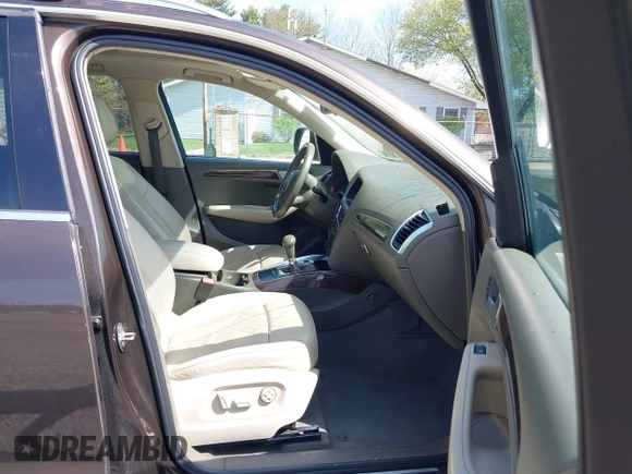 2012 Audi Q5 2.0T Premium Plus with VIN WA1LFAFP5CA024857, listed as a IAAI auction lot 42016833 with 141,144 mi miles. Bid and sale history available at carsss.com. Image 5.