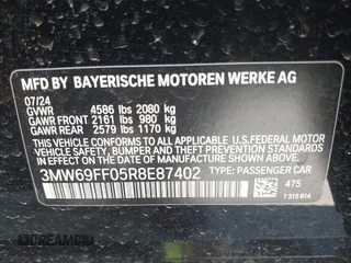 2024 BMW 3 Series 330i z VIN 3MW69FF05R8E87402, wystawiony jako IAAI lot #41973084 z przebiegiem 3 529 mil mil oraz . Historia ofert i sprzedaży dostępna na DreamBid. Obrazek 9.