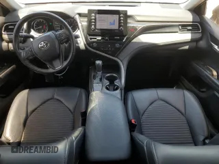 2022 Toyota Camry SE z VIN 4T1T11AKXNU626554, wystawiony jako Copart lot #58643315 z przebiegiem 49 490 mil mil oraz Szkoda całkowita • Salvage title. Historia ofert i sprzedaży dostępna na DreamBid. Obrazek 8.