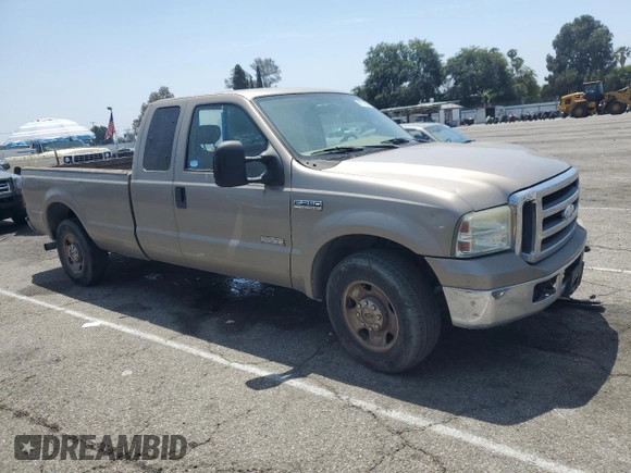 2007 Ford F-250 XL с VIN 1FTSX20P47EA21637, выставлен на аукционе Copart как лот 61011605 с пробегом 142 373 миль миль и Чистый • Clean title. История ставок и продаж доступна на DreamBid. Изображение 4.