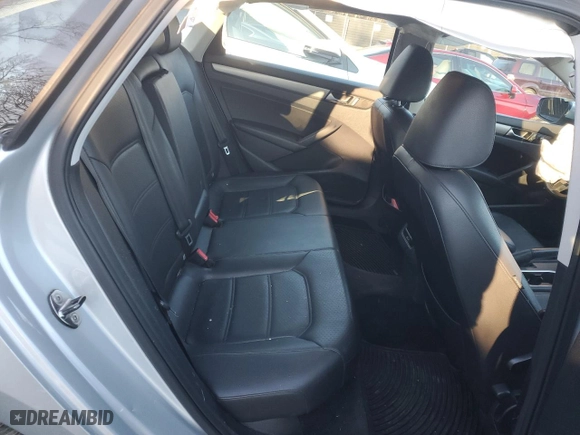 2014 Volkswagen Passat SE with VIN 1VWBP7A35EC009611, listed as a Copart auction lot 88846905 with 99,459 mi miles and Salvage Title. Bid and sale history available at carsss.com. Image 10.