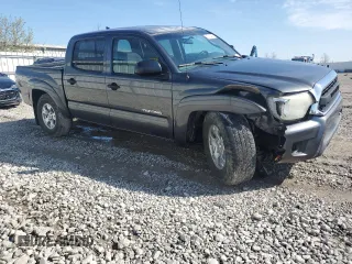 2014 Toyota Tacoma with VIN 3TMLU4ENXEM135620, listed as a Copart auction lot 52013405 with 230,005 mi miles and Salvage Title. Bid and sale history available at DreamBid. Image 4.