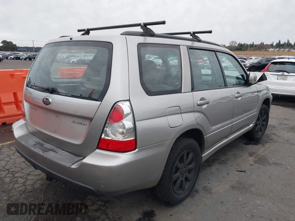 2007 Subaru Forester X w/Premium Pkg with VIN JF1SG65607H704317, listed as a IAAI auction lot 41109920 with 110,170 mi miles. Bid and sale history available at carsss.com. Image 4.