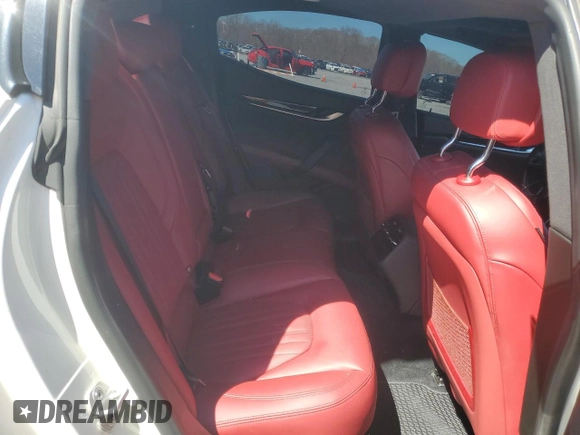 2019 Maserati Ghibli с VIN ZAM57XSA5K1335540, выставлен на аукционе Copart как лот 41641315 с пробегом 51 273 миль миль и Списание • Salvage title. История ставок и продаж доступна на DreamBid. Изображение 10.