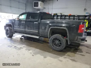 2017 GMC Sierra 2500HD Denali with VIN 1GT12UEG3HF100369, listed as a Copart auction lot 86558264 with 100,658 mi miles and Salvage Title. Bid and sale history available at carsss.com. Image 2.
