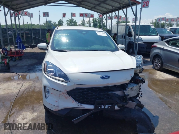 2020 Ford Escape Titanium z VIN 1FMCU9J90LUA39747, wystawiony jako IAAI lot #42369890 z przebiegiem 31 425 mil mil oraz . Historia ofert i sprzedaży dostępna na DreamBid. Obrazek 12.
