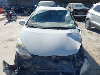 2014 Toyota Prius One with VIN JTDKDTB32E1069313, listed as a IAAI auction lot 41848910 with 287,698 mi miles and . Bid and sale history available at DreamBid. Image 12.