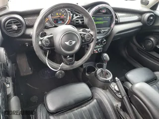2016 MINI Cooper Hardtop S with VIN WMWXP7C57G2A44120, listed as a Copart auction lot 47929995 with 87,519 mi miles and Salvage Title. Bid and sale history available at carsss.com. Image 8.
