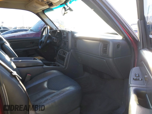 2004 Chevrolet Avalanche Z71 with VIN 3GNEK12T54G329508, listed as a IAAI auction lot 41319917 with 155,439 mi miles and . Bid and sale history available at DreamBid. Image 5.
