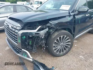 2024 Hyundai Palisade Calligraphy z VIN KM8R7DGE9RU682812, wystawiony jako IAAI lot #42418008 z przebiegiem 27 716 mil mil oraz . Historia ofert i sprzedaży dostępna na DreamBid. Obrazek 6.