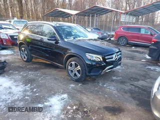 2019 Mercedes-Benz GLC 300 z VIN WDC0G4KB9K1005464, wystawiony jako IAAI lot #41294141 z przebiegiem 72 636 mil mil oraz . Historia ofert i sprzedaży dostępna na DreamBid. Obrazek 1.