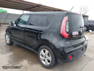 2018 Kia Soul with VIN KNDJN2A23J7523748, listed as a IAAI auction lot 41561728 with 84,713 mi miles. Bid and sale history available at carsss.com. Image 3.