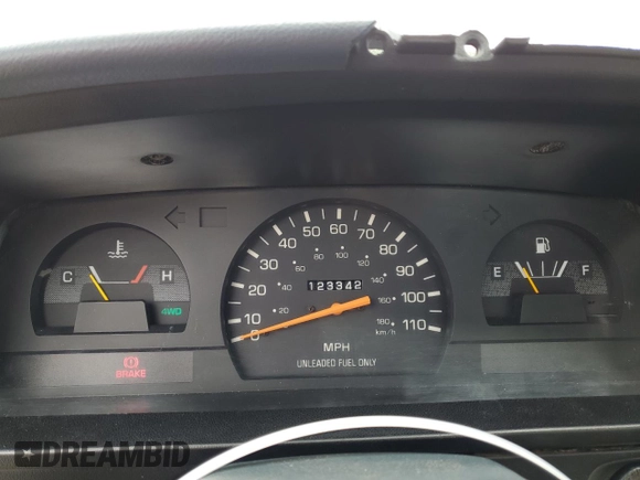 1994 Toyota Pickup DX z VIN 4TARN01P5RZ232120, wystawiony jako Copart lot #44245255 z przebiegiem 123 342 mil mil oraz Czysty tytuł • Clean title. Historia ofert i sprzedaży dostępna na DreamBid. Obrazek 9.