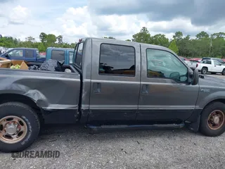 2004 Ford F-250 XL z VIN 1FTNW20L94EB48554, wystawiony jako IAAI lot #42451865 z przebiegiem 182 537 mil mil oraz . Historia ofert i sprzedaży dostępna na DreamBid. Obrazek 13.