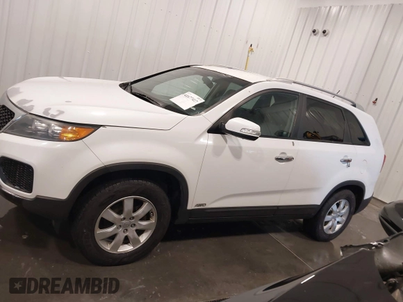 2013 Kia Sorento LX with VIN 5XYKTDA22DG310142, listed as a IAAI auction lot 41677417 with 234,661 mi miles. Bid and sale history available at carsss.com. Image 14.