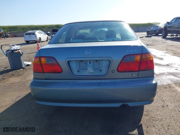 2000 Honda Civic EX with VIN 2HGEJ8643YH583698, listed as a IAAI auction lot 42000622 with 237,379 mi miles. Bid and sale history available at carsss.com. Image 16.