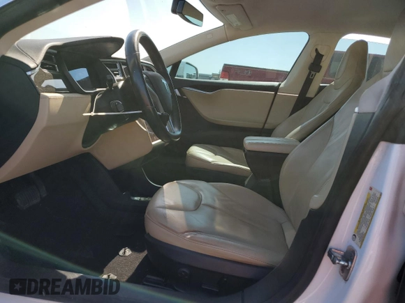 2014 Tesla Model S 60 с VIN 5YJSA1H16EFP45983, выставлен на аукционе Copart как лот 52256635 с пробегом 159 948 миль миль и Списание • Salvage title. История ставок и продаж доступна на DreamBid. Изображение 7.