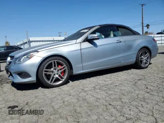 2014 Mercedes-Benz E 350 with VIN WDDKK5KF3EF244172, listed as a Copart auction lot 49209715 with 61,163 mi miles and Salvage Title. Bid and sale history available at DreamBid. Image 1.