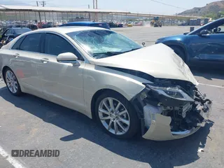 2016 Lincoln MKZ Hybrid with VIN 3LN6L2LU4GR611098, listed as a IAAI auction lot 42179675 with 45,289 mi miles and . Bid and sale history available at DreamBid. Image 1.