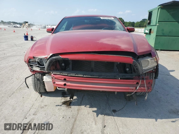 2013 Ford Mustang V6 z VIN 1ZVBP8AM6D5273969, wystawiony jako Copart lot #59223055 z przebiegiem 157 482 mil mil oraz Szkoda całkowita • Salvage title. Historia ofert i sprzedaży dostępna na DreamBid. Obrazek 5.
