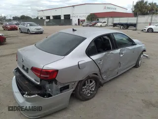 2015 Volkswagen Jetta S с VIN 3VW2K7AJXFM216525, выставлен на аукционе IAAI как лот 23542996 с пробегом 38 403 миль миль и . История ставок и продаж доступна на DreamBid. Изображение 4.