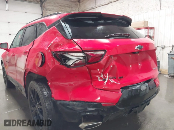2020 Chevrolet Blazer RS z VIN 3GNKBKRS3LS582313, wystawiony jako IAAI lot #41667611 z przebiegiem 47 059 mil mil oraz . Historia ofert i sprzedaży dostępna na DreamBid. Obrazek 6.