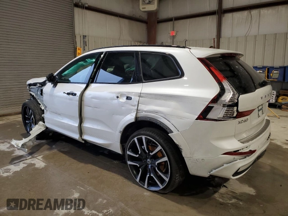 2023 Volvo XC60 Ultimate Dark Theme с VIN YV4062RX5P1268215, выставлен на аукционе Copart как лот 87849245 с пробегом 32 748 миль миль и Списание • Salvage title. История ставок и продаж доступна на DreamBid. Изображение 2.