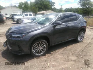 2025 Lexus NX 350h Premium z VIN 2T2GKCEZ2SC032602, wystawiony jako IAAI lot #42249293 z przebiegiem 14 346 mil mil oraz . Historia ofert i sprzedaży dostępna na DreamBid. Obrazek 2.