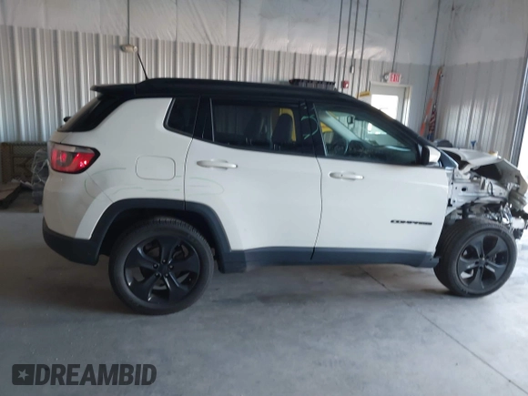 2018 Jeep Compass Altitude with VIN 3C4NJDBB4JT395992, listed as a IAAI auction lot 41318649 with 88,887 mi miles and . Bid and sale history available at carsss.com. Image 13.