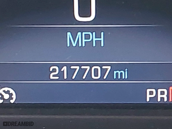 2014 Chevrolet Silverado 1500 LT with VIN 1GCRCREH1EZ399344, listed as a IAAI auction lot 41364007 with 217,707 mi miles. Bid and sale history available at carsss.com. Image 16.