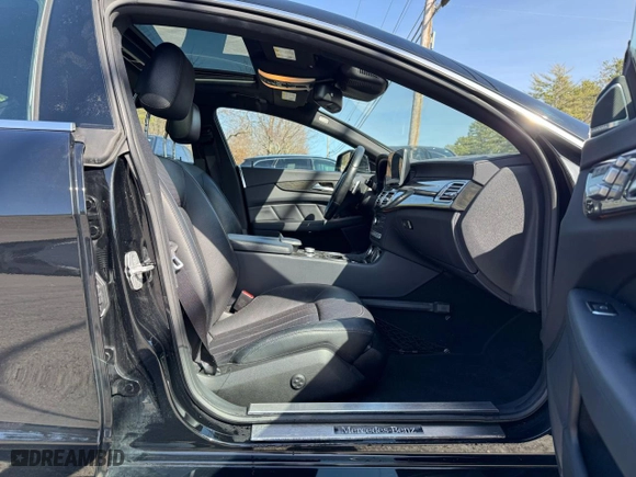 2015 Mercedes-Benz CLS-Class CLS 400 with VIN WDDLJ6HB6FA140436, listed as a Copart auction lot 52304295 with 190,590 mi miles and Clean Title. Bid and sale history available at carsss.com. Image 5.