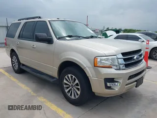2017 Ford Expedition XLT z VIN 1FMJU1HT6HEA82601, wystawiony jako IAAI lot #42148578 z przebiegiem 126 808 mil mil oraz . Historia ofert i sprzedaży dostępna na DreamBid. Obrazek 1.