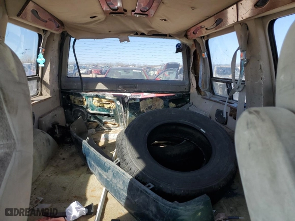 1998 Chevrolet Astro Cargo Van w/YF7 with VIN 1GBDM19W2WB142029, listed as a Copart auction lot 47374535 with 355,539 mi miles and Salvage Title. Bid and sale history available at carsss.com. Image 10.