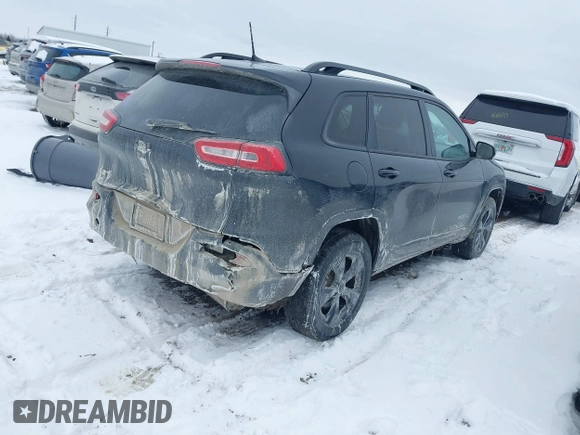 2016 Jeep Cherokee Limited z VIN 1C4PJMDB6GW331557, wystawiony jako IAAI lot #41601297 z przebiegiem 175 562 mil mil oraz . Historia ofert i sprzedaży dostępna na DreamBid. Obrazek 4.