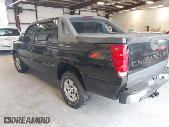 2004 Chevrolet Avalanche Z71 with VIN 3GNEK12T84G135720, listed as a IAAI auction lot 42435299 with 184,802 mi miles and . Bid and sale history available at DreamBid. Image 3.