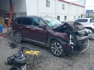 2020 Kia Telluride S z VIN 5XYP6DHC8LG065020, wystawiony jako IAAI lot #42607288 z przebiegiem 77 917 mil mil oraz . Historia ofert i sprzedaży dostępna na DreamBid. Obrazek 1.