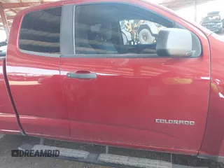 2016 Chevrolet Colorado 2WD WT с VIN 1GCHSBEA1G1357623, выставлен на аукционе IAAI как лот 42321255 с пробегом 130 818 миль миль и . История ставок и продаж доступна на DreamBid. Изображение 13.