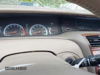 2001 Toyota Avalon XL z VIN 4T1BF28B61U144974, wystawiony jako IAAI lot #42112377 z przebiegiem 168 311 mil mil oraz . Historia ofert i sprzedaży dostępna na DreamBid. Obrazek 7.